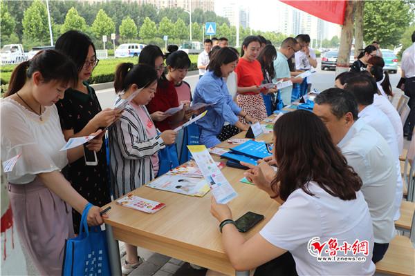 锦衣玉食打一准确生肖，详细解答、综合解答解释落实